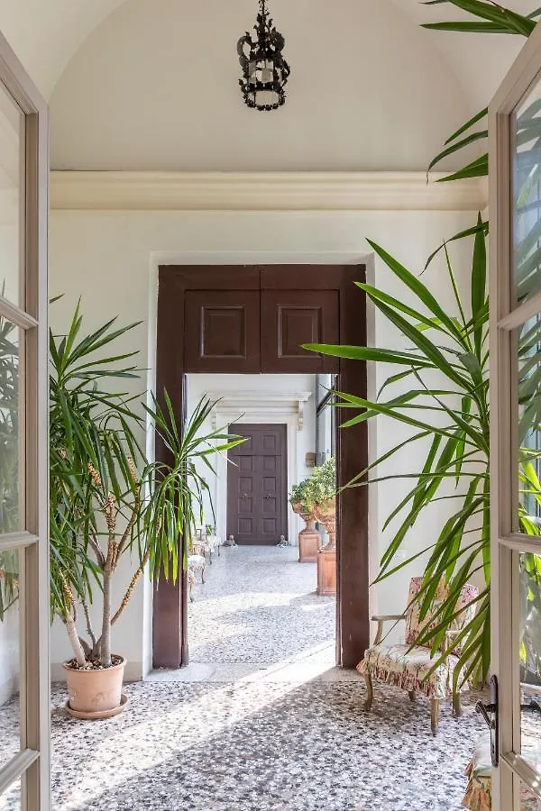 No Other Place - Palazzo Storico Villa Vicenza Italy