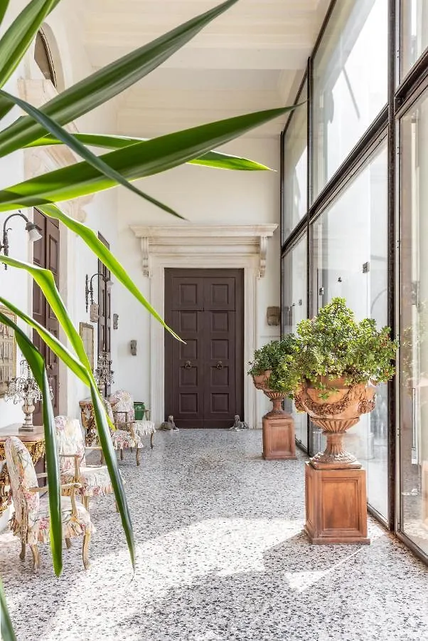 No Other Place - Palazzo Storico Villa Vicenza