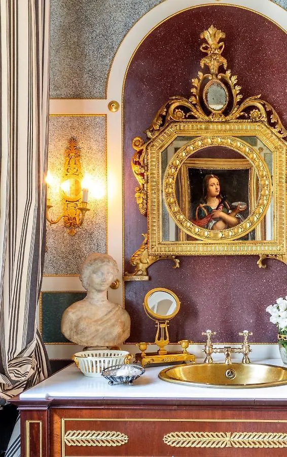 No Other Place - Palazzo Storico Villa Vicenza 0*,  Italy