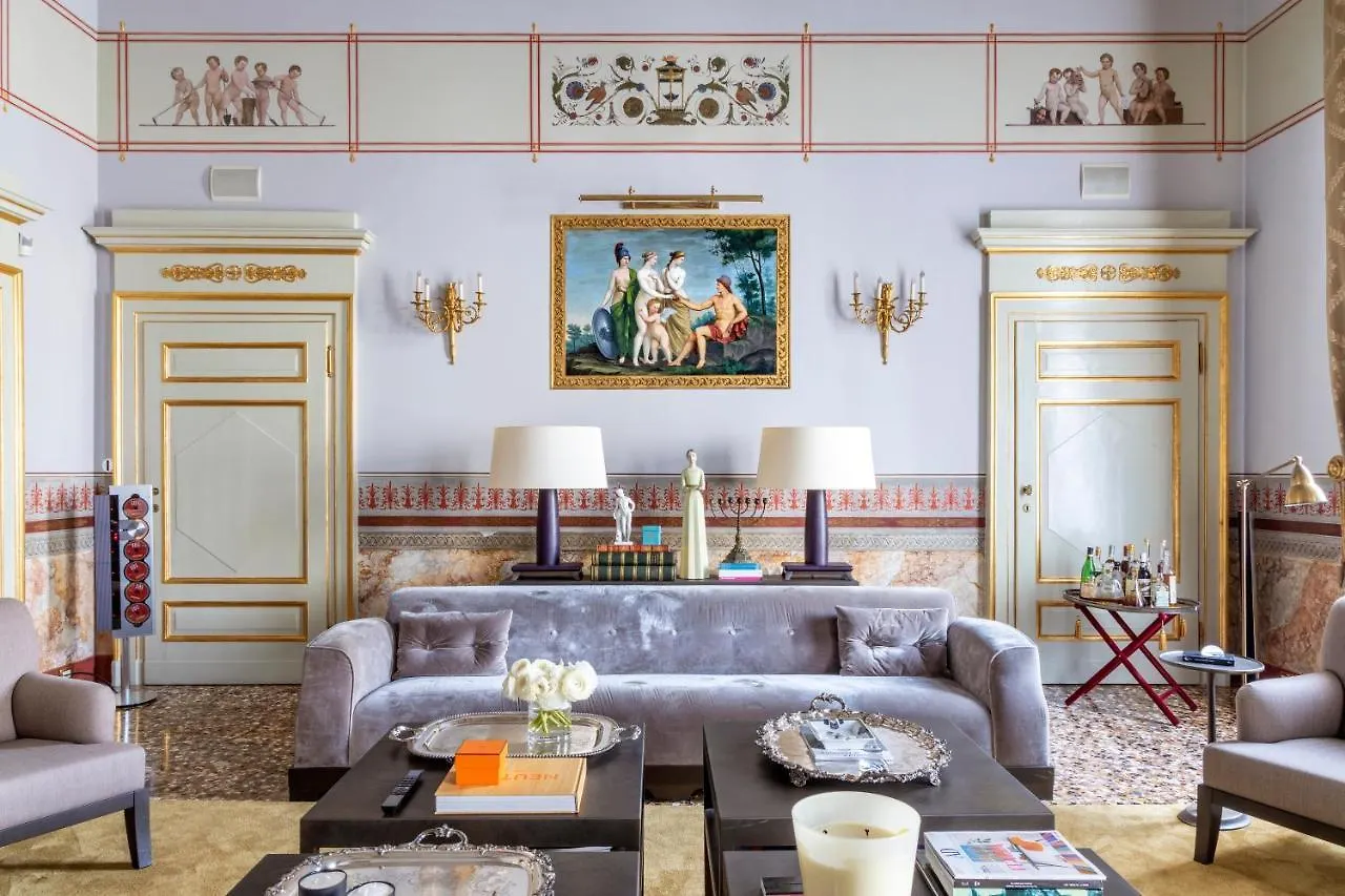 No Other Place - Palazzo Storico Villa Vicenza Italy