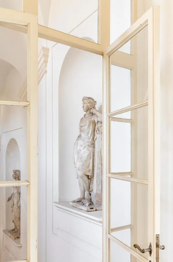 No Other Place - Palazzo Storico Villa Vicenza 0*,